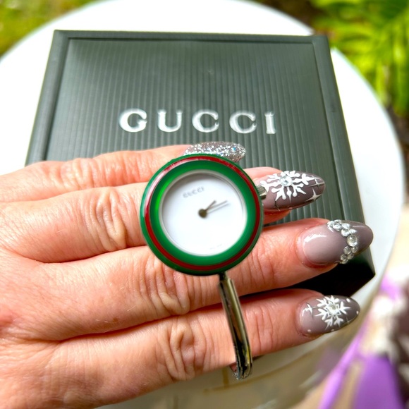 Silver Quartz Gucci Vintage Italian Swiss Made Bracelet Watch - Picture 1 of 5